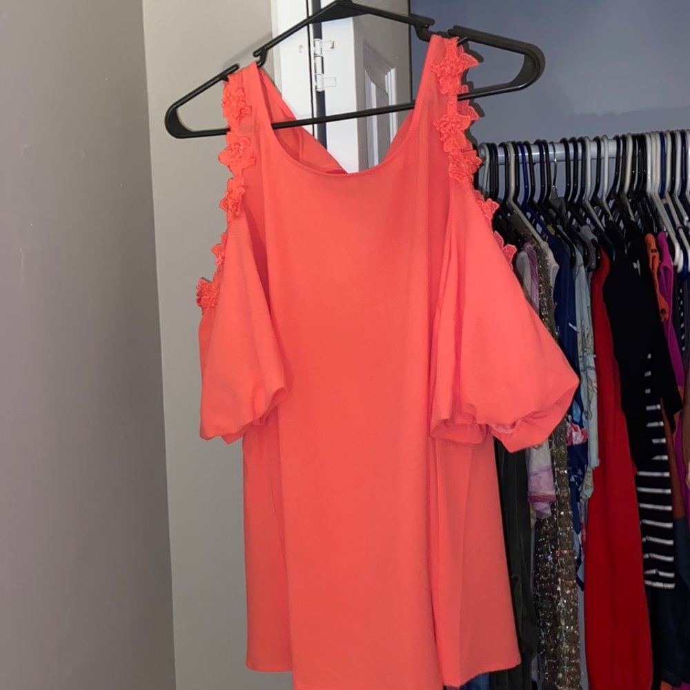 Cold shoulder top